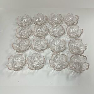 Set of 16 Glass Soy Sauce Dish, Sakura Shape Pink Dipping Bowls, Small Seasoning